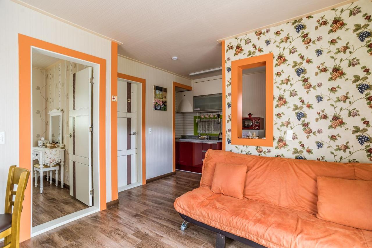 Sunny House