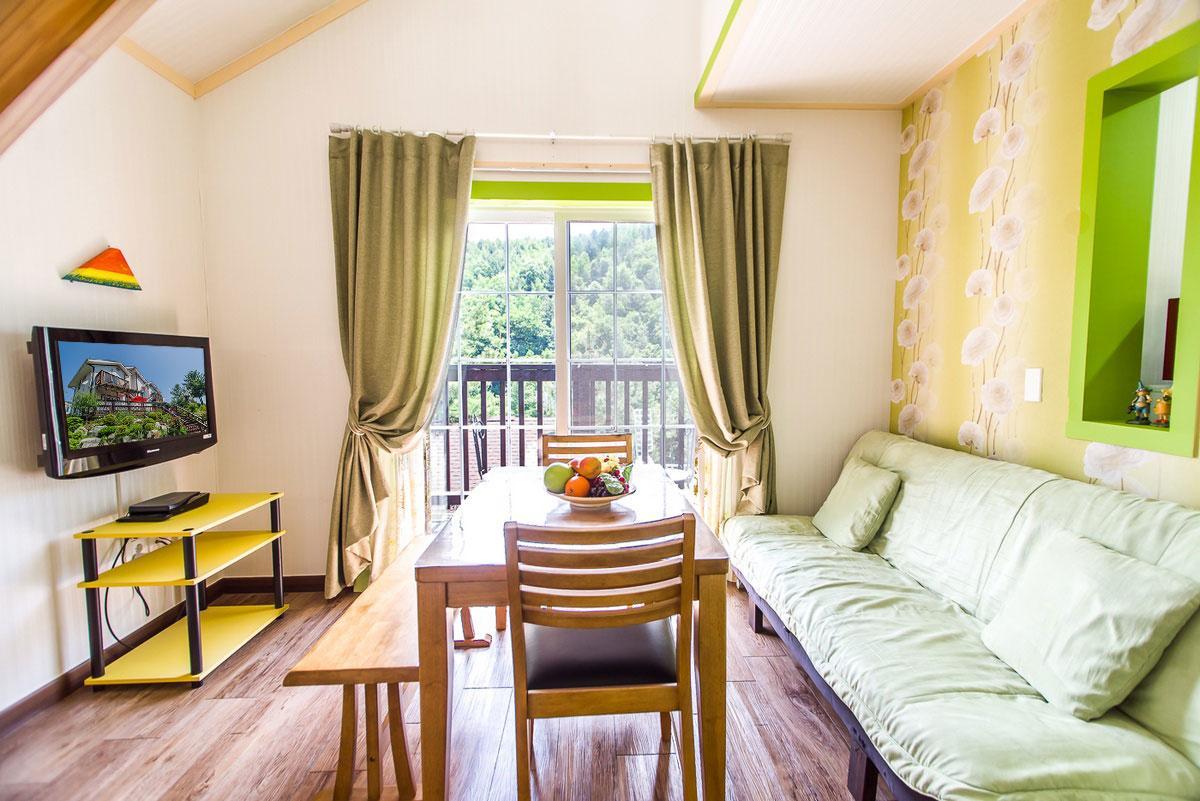 Sunny House *